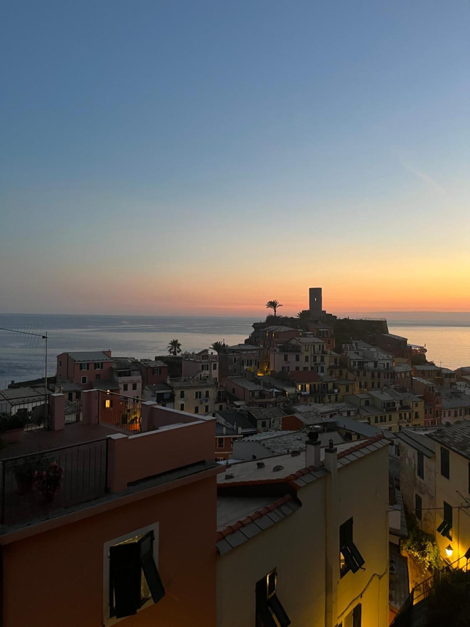 Lisetta Rooms Vernazza Bagian luar foto