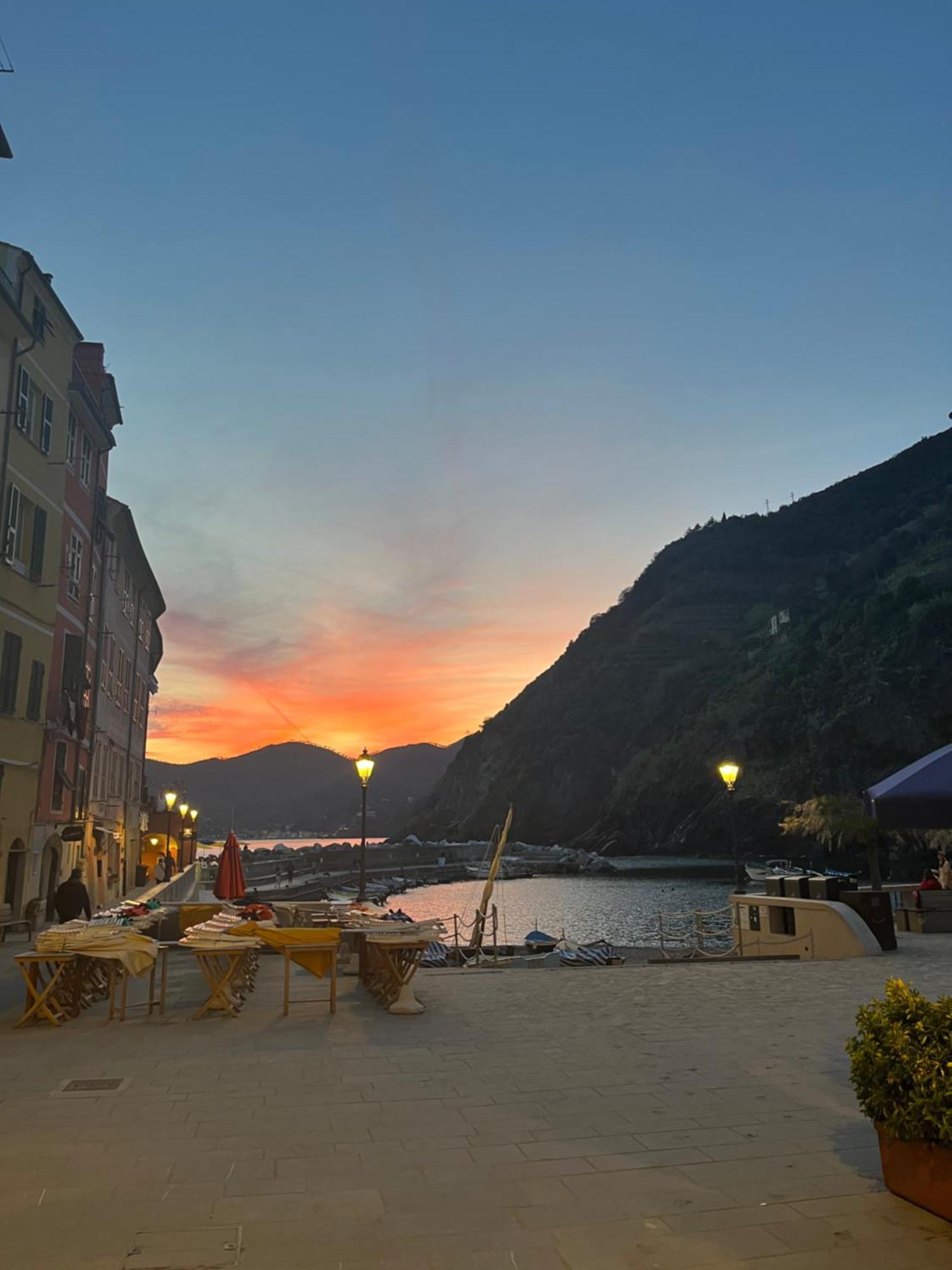 Lisetta Rooms Vernazza Bagian luar foto